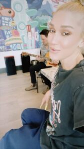 Gwen Stefani Instagram - 🎶🥰