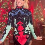 Gwen Stefani Instagram - 🎅🏼🎄♥️