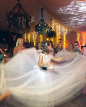 Hümeyra Aydoğdu Instagram - 22.09.2019 and 2022 ♾ ❤️ 

#weddingday #hochzeit #love