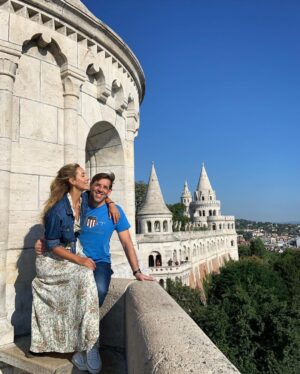 Hümeyra Aydoğdu Instagram - Masal Şehir Budapeşte 🏰 

#budapest #hungary #world #travelling #withlove