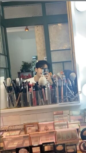 Ha Jong-woo Instagram - 📷📱