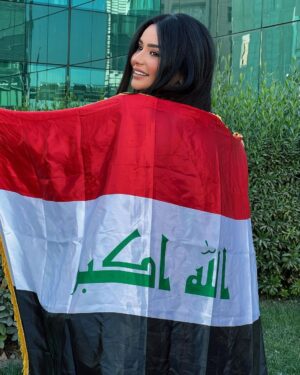 Haifa Hassony Instagram - ((تِلْكَ حُدُودُ اللَّهِ فَلاَ تَقْرَبُوهَا))
القرآن والعراق خط احمر ، واليوم كنا قدوة للجميع ،،،، عزنا غاية تشرف وراية ترفرف 🇮🇶