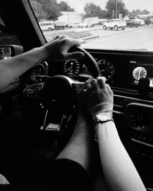 Haifa Hassony Instagram - كل عام وانت امان عمري وسندي وحبيبي وصديقي وزوجي ورفيق دربي وكلشي حلو عندي 🥹
كل عام وانت فرحة ايامي 🤍 
كل عام وانت بخير وصحة وعافية ونجاح ويارب دائمآ اشوفك متألق ✨ 
سنة حلوة عليك وكل سنينك يارب اتكون حلوة وناجحة 🙏 
العمر كله يارب 🙏 
@bakr_khald