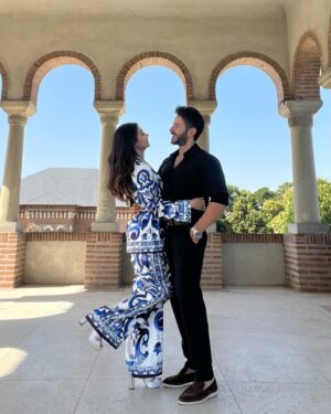 Haifa Hassony Instagram - كل عام وانت بخير  ياهديتي من الله … 
كل عام وانت حبيبي وصديقي ورفيق دربي والقريب لقلبي .. 
كل عام وانت اجمل شخص بحياتي ربي ميحرمني منك طول العمر 🤲 
كل عام هالعمر كاتب الك أشياء جميلة مليانة رضا وفرح وسعادة وراحة بال يارب 🤲 
كل عام والدنيا ماتحلى اله بيك وبعيونك وبصوتك .. 
كل عام واني احبك واضل اكول احبك كدام كل العالم 🥹 
@bakr_khald