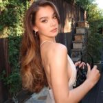 Hailee Steinfeld Instagram - Miu Miu Summer Club Forever! 🐚🌊🍹✨🤍