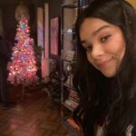 Hailee Steinfeld Instagram - you rewatching or rewatching?