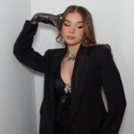 Hailee Steinfeld Instagram - 🖤