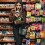 Hailee Steinfeld Instagram - ?????