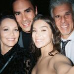 Hailee Steinfeld Instagram - WE LOVE YOU AND WE ARE SO LUCKY TO HAVE YOU! HAPPY MOTHER’S DAY MOMMA 💖💖💖 the world’s greatest. happy mother’s day to all mom’s out there. we are nothing without you! 😍