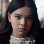 Hailee Steinfeld Instagram - 20 DAYS BABY! 💜 @hawkeyeofficial @marvelstudios @disneyplus @jeremyrenner & just hours away from @dickinson…