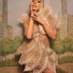 Hailee Steinfeld Instagram - MET GALA 2021 IRIS VAN HERPEN thank you iris. thank you vogue. 🧚🏽