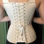 Hailee Steinfeld Instagram - 2018 - first corset fitting for dickinson 🥀 10 days away from our third & final season… @dickinson