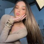 Hailee Steinfeld Instagram - long time no see… 🤎