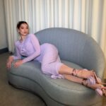 Hailee Steinfeld Instagram - love in lilac 🎀