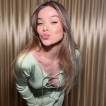 Hailee Steinfeld Instagram - JUNE 2nd can’t come soon enough… 💞🕸️🕷️ #SpiderManAcrossTheSpiderVerse