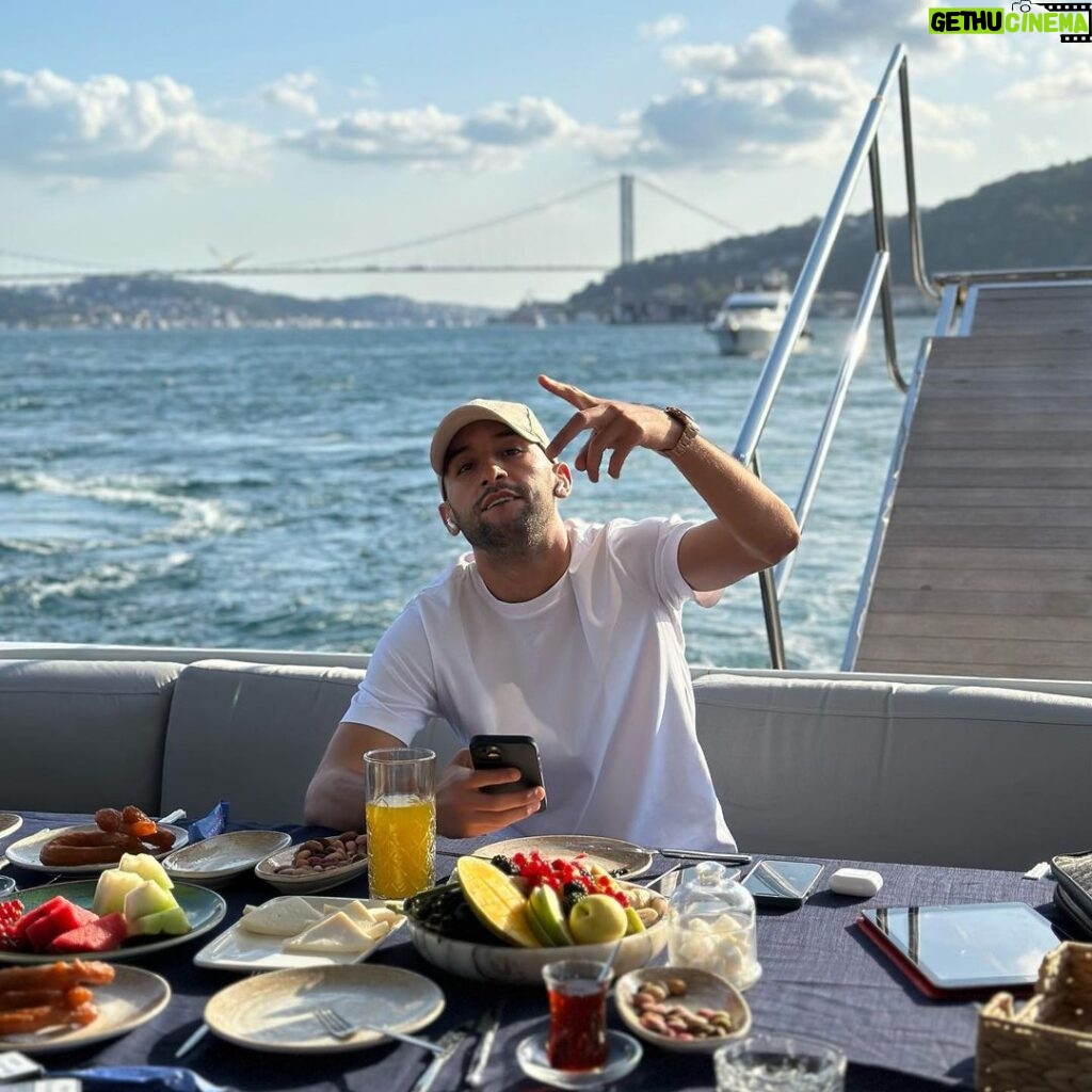 Hakim Ziyech Instagram - Istanbul