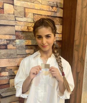 Hala Al Turk Instagram - تفاعلاً و تأييداً لمبادرة سمو الشيخ ناصر بن حمد آل خليفة ممثل جلالة الملك للأعمال الإنسانية وشؤون الشباب #عشان_هذا_العلم لدعم منتخبنا الوطني في التصفيات المزدوجة لكأس العالم و كأس آسيا🇧🇭🇧🇭🇧🇭✌🏼❤️❤️❤️❤️ 

هذا البحريني ماتغلبونه 😏💪🏻
#عشان_هذا_العلم 
#أحمرنا_قدها 
#وزارة_شؤون_الشباب_والرياضة 
#البحرين 
#الوطن_تنبض 
#صحيفة_الوطن 
@nasser13hamad 
@khaled_hamad_alkhalifa 
@mysbhr 
@aymenalmoayed