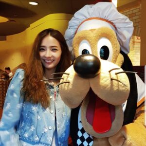 Han Chae-young Instagram - #withpluto 😁😁 #moreexcited #thananyone #inthefamily 😄😅