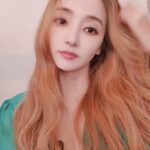 Han Chae-young Instagram - #날씨축축💧 #내피부는촉촉🤪🤪 #rainyday #butmyskinlooksgood 🤭🤭🥰