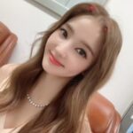 Han Chae-young Instagram - #monday #haveagreatday 😘😘😘