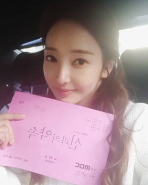 Han Chae-young Instagram - #신과의약속 #lastshoot #힘들었지만행복했던시간 #아쉽다😢 #그리울거야 #많은사랑감사합니다❤️ #imgonnamissthis #thanksforallyoursupport ❤❤