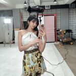 Han Gyu-ri Instagram – 촬영하면서 셀카 😊

해피뉴설날
새해복많이받아요❤️❤️
