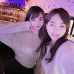 Han Gyu-ri Instagram - #협찬 #청담바 #왓더샴 다녀왔어요🥰 1층은 클래식한분위기, 2층은 라운지스러운 느낌이구 테라스까지있어요 새로나왔다는 시그니처메뉴 우니&단새우 연어&뭉티기플래터도 먹어보려구요 칵테일먹으면서 오랜만에 재밋게놀다왔어요💕 #청담바 #압구정바 #청담맛집 #청담우니 #대관 #파티 #압구정로데오맛집 #청담술집 #압구정술집 #청담샴페인 #청담모임 #연말 왓더샴 청담