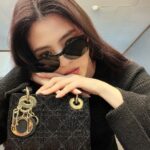 Han So-hee Instagram - Lady Dior Celebration 9월 2일 🖤 @dior #LadyDior #Dior 디올성수