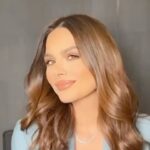 Hanady Mehanna Instagram - I dunno about you, but am feeling 2022 💎 Makeup & Reel by my love @ayaabdelhamid 💙 Styled by ma chérie @reemsalamaofficial 💙 Haircut & hairdressing @haithamdahab00 💙 Jewellery by @bijoux.jewelry.eg 💎
