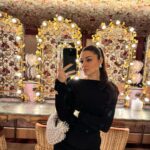 Hande Erçel Instagram – Miyy&🌸🪩&♥️ London UK