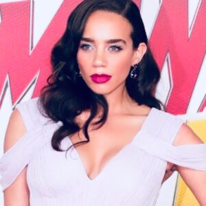 Hannah John-Kamen Instagram - I had the best night thankyou so much #antmandthewasp #ghost 
Thankyou to @hairbyjohnd for my fabulous hair❤️.
Thankyou @melaniemakeup for the beautiful makeup❤️.
Thankyou @micaelaerlanger for styling me to the max ❤️
Thankyou @jasonwu for designing my dress ❤️🙌🏽
@judithleiberny clutch ❤️
@aquazzura shoes ❤️
Abdullah chancellor earrings ❤️