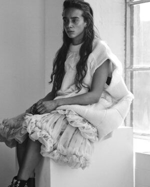 Hannah John-Kamen Instagram - 💜So much fun shooting The Hero winter annual 2021 @heromag 
Photography @johnbalsom_studio
Fashion @james_sleaford 
Hair @pauldonovanhair
Make-up @babskymakeup at @premierhairandmakeup
