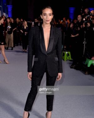 Hannah John-Kamen Instagram - Amazing time presenting at @bifa_film always a privilege to be in a room surrounded by such inspirational talent. 
Makeup: @ctilburymakeup 
Suit: @ralphandrusso 
Shoes: @gianvitorossi 
Hair: @pauledmonds217 
Huge thankyou to the glam team ♥️