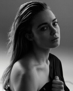 Hannah Kasulka Instagram - RIP @interviewmag This was my first shoot and interview and is still my favorite shoot. I feel lucky to have been a part of such a special publication. photo : @brianhigbee styling : @hennakristiina hair : @christianmarc makeup : @samuelpaulmakeup