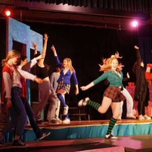 Hannah Nordberg Instagram - “It’s been three weeks since I became friends with the H e a t h e r s ❤️🧡💛💚💙....” #sistas #missthis #musicaltheatreforever #gratefulforthesefriends #throughthickandthin #love #truefriends #actorlife #heathersthemusical #beautiful #seventeen #fightforme #candystore #lateposting #musicaltheatreisateamsport #bestiesforlife#threesies
