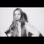 Hannah Nordberg Instagram - 💨 let the wind carry you 💨 #actorlife #actress #hannahnordberg #television #film #actor