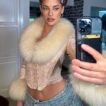 Hannah Stocking Instagram - Let her cook… I SAID LEEeeEeEeeTTTtT hERR COOOOooooOoooK 👩‍🍳 (what’s ur fav look?) Los Angeles, California