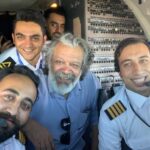 Hassan Pourshirazi Instagram - سفر به مشهدمقدس در كنار كاپيتان محمد حسين خامنه و همكار عزيزشان. بلندپروازان اسمان خدا يار و ياورتان #حسن_پورشيرازي #مشهد#پرواز#كاپيتان#صبح Mashhad, Iran
