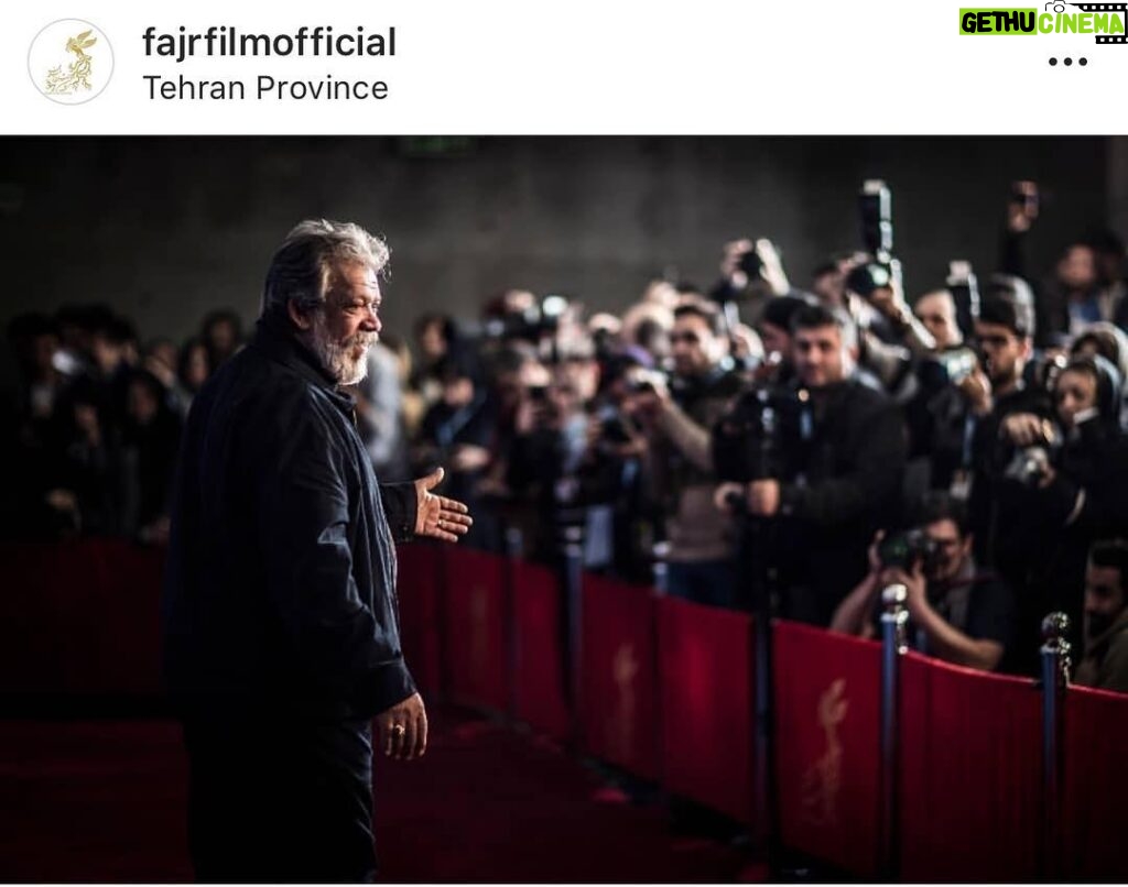 Hassan Pourshirazi Instagram - Repost @fajrfilmofficial نشست پرسش و پاسخ فیلم #قسم عکاس @miladpayami #جشنواره_فیلم_فجر37