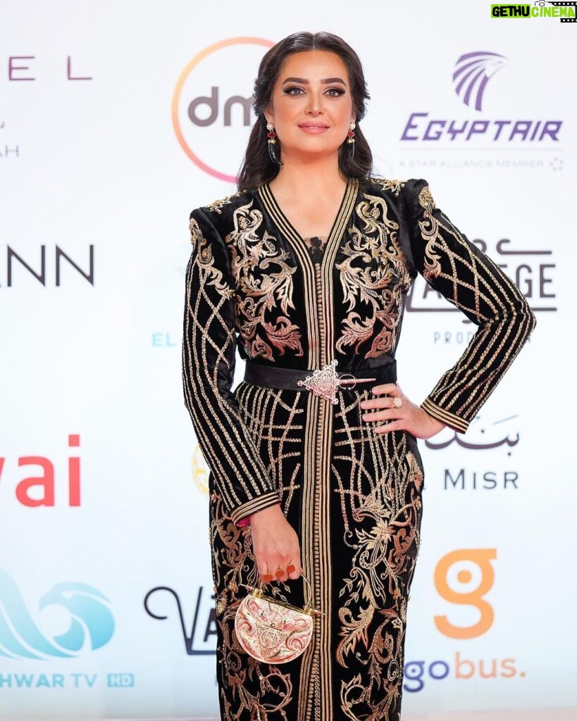 Heba Magdi Instagram - From the closing #ciff44 ___________ Caftan and bag @romeo_couture_officiel Jewelry @dimajewellery MUA @ayarady_makeup_artist Hair @haythamamin2012