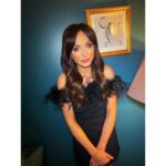 Helen George Instagram - 🖤 @cassiemakeup
