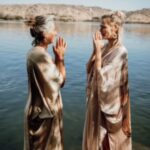 Helena Houdová Instagram - 💥𝘚𝘈𝘊𝘙𝘌𝘋 𝘌𝘎𝘠𝘗𝘛 𝘑𝘖𝘜𝘙𝘕𝘌𝘠💥 P𝗈𝗋𝗍𝖺𝗅 1212 Will You join us beautiful Soul? 🧡 The Early Bird ends October 15th 🧡 Your prayers as a gateway to sacred ceremony Deepest remembrance of your true Existence Receive these divine codes to connect with your Highest Self in unity together We invite you We love you Irena&Helena🫶 pictures from last Sacred Egypt Journey by @sarkahasara 🧡🙏🏻🧡🙏🏻🧡🙏🏻🧡🙏🏻🧡🙏🏻🧡🙏🏻🧡🙏🏻🧡 Posvátná Pouť Egyptem portál 1212 🧡 Early Bird nabídka končí 15.10.🧡 Budeš tam s námi? Tvé modlitby jsou bránou do posvátné ceremonie nejhlubší rozpomenutí Tvé pravdivé existence Přijmi tyto božské kódy spoj se s Tvým nejvyšším Já v jednotě spolu #egypt #pilgrimage #sacred #sacedunion #higherself #ancientegyot #divinecodes #pyramids #ancienttemples #goddesses #gods #isis #hathor #lightcodes #unity