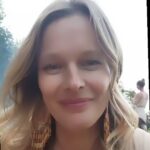 Helena Houdová Instagram - There is nothing more powerful than being together. Healing together. Loving together. Crying together. Magic together Trigger heck out of each other together. And than shift it together. And take radical responsibility for own life together. I love you soul fam. I love walking this sacred Earth with you my sacred sisters and brothers home into our hearts in unity❤️❤️❤️ ❤️❤️❤️❤️❤️❤️❤️❤️❤️❤️❤️❤️❤️❤️ Neni toho moc, co je silnejsi nez byt spolu. Lecit se spolu. Plakat spolu Smat se spolu. Kouzlit spolu Spoustet si stary vzorce a programy spolu. A pak je v sobe zpracovavat a propoustet SPOLU. Vzit absolutni zodpovednost za svuj zivot SPOLU. Miluju Vas ma rodino duse. Miluju s Vami kracet po tehle posvatne Zemi a vest jeden druheho zpatky domu, do nasich srdci. V jednote #spolu #laska #propojeni #zodpovednost #sesterstvi #posvatni #radost Planet Earth