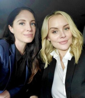 Helena Mattsson Instagram - Between takes with @elisabettafantone 🎬 #PaperEmipire
