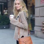 Helena Mattsson Instagram - So excited to share @carringtonava early access Black Friday Sale with you guys! Use promo code AVABF30 for 30% off your purchase!! 🤍#happyshopping