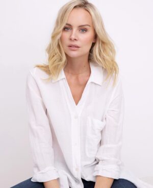Helena Mattsson Instagram - “Strength is understanding the power of your perception. With the right mindset, nothing can take you down” #happytuesday