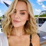 Helena Mattsson Instagram - Beautiful day on set #miami 🎬😎🌴 #paperempire Miami, Florida