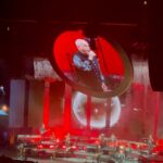 Hendrik Streeck Instagram - Peter Gabriel in der @lanxessarena in Köln! Was für ein super Konzert und eine tolle Atmosphäre! 🙏🏻 Die meisten Hits sind aus meinem Geburtsjahr 😅 aber immer noch klasse!