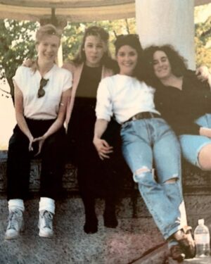 Henny Russell Instagram - 1990 vs 2023 #Girlfriends #OldFriendsAreTheBestFriends #NorthCarolina #NYU