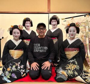 Hideo Nakano Instagram - 本日は祇園街の始業式で御座います

#祇園街 #instagram #多麻さん